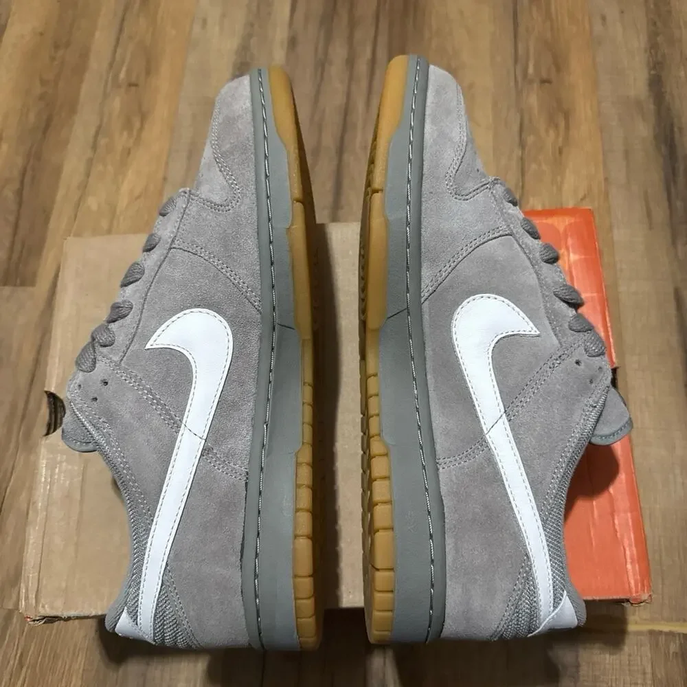 2005 Nike dunk Low Medium Grey White Gum Bottom Suede Vintage 311730-011 Sz 10.5